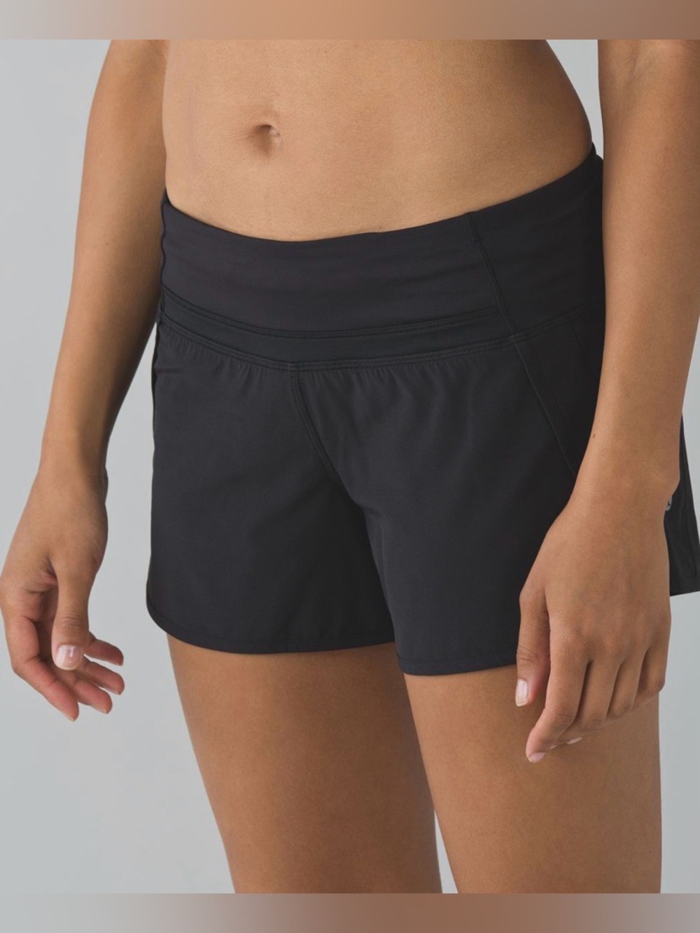Lululemon Run Times Short, 4-way Stretch 4", Black, size 2